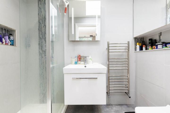 Modern Sharers House Clement Close, Brondesbury 